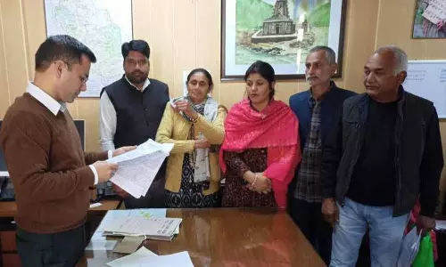ग्रामीणों ने Mandi MC के अधिकार क्षेत्र से हटाने की मांग की