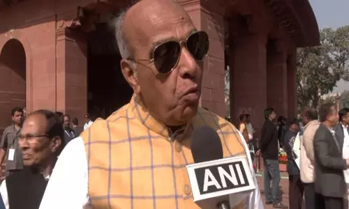 लोकसभा ने वक्फ JPC का कार्यकाल 2025 सत्र तक बढ़ाने का प्रस्ताव पारित किया लोकसभा ने वक्फ JPC का कार्यकाल 2025 सत्र तक बढ़ाने का प्रस्ताव पारित किया