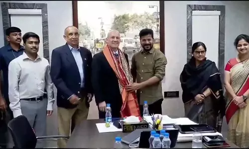 इजराइली राजदूत ने Telangana के मुख्यमंत्री रेवंत रेड्डी से मुलाकात की इजराइली राजदूत ने Telangana के मुख्यमंत्री रेवंत रेड्डी से मुलाकात की