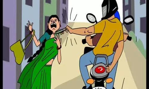 Patna: स्कूटी सवार बदमाशों ने राजीव नगर में सैर कर रही महिला की चेन छीनी Patna: स्कूटी सवार बदमाशों ने राजीव नगर में सैर कर रही महिला की चेन छीनी
