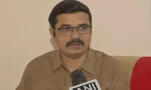 डीएमके सरकार पारदर्शिता की बजाय राजनीतिक आख्यानों पर ध्यान केंद्रित कर रही है: Kovai Sathyan डीएमके सरकार पारदर्शिता की बजाय राजनीतिक आख्यानों पर ध्यान केंद्रित कर रही है: Kovai Sathyan