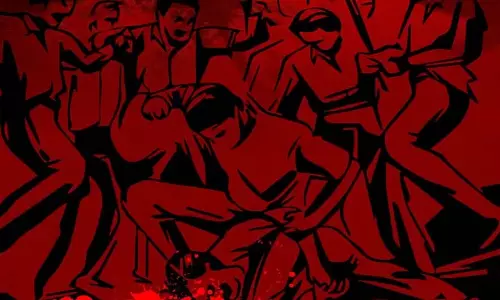 Reel को लेकर झड़प: सीनियर प्लस वन के छात्र के दांत टूट गए Reel को लेकर झड़प: सीनियर प्लस वन के छात्र के दांत टूट गए