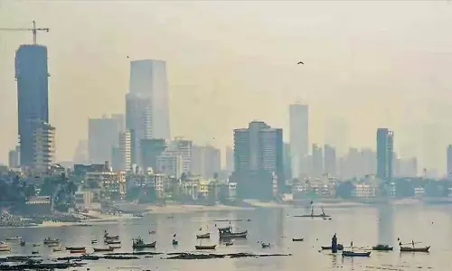 सांस लेने की चिंता: मुंबई में बढ़ते प्रदूषण के कारण सोशल मीडिया पर सवाल सांस लेने की चिंता: मुंबई में बढ़ते प्रदूषण के कारण सोशल मीडिया पर सवाल