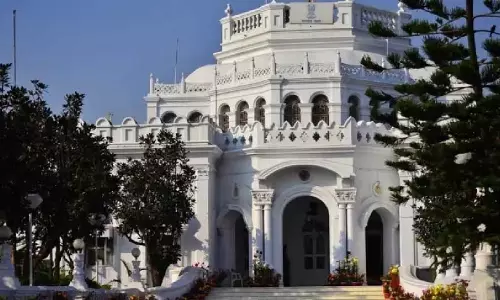Tripura के एलओपी ने पुष्पबंता पैलेस को निजी पार्टी को सौंपने की सरकार की योजना का विरोध Tripura के एलओपी ने पुष्पबंता पैलेस को निजी पार्टी को सौंपने की सरकार की योजना का विरोध