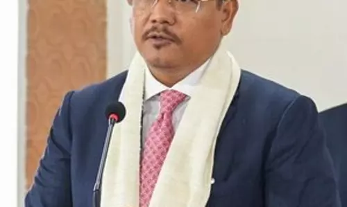 Meghalaya के युवाओं में वित्तीय साक्षरता और कौशल की कमी है: कॉनराड संगमा Meghalaya के युवाओं में वित्तीय साक्षरता और कौशल की कमी है: कॉनराड संगमा