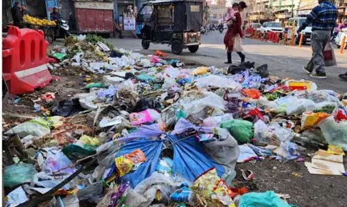 JMC कमिश्नर के हस्तक्षेप के बाद ‘काम छोड़ो हड़ताल’ स्थगित