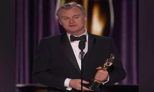 Christopher Nolan ने डेनिस विलेन्यूवे की ड्यून: पार्ट टू की प्रशंसा करते हुए कहा Christopher Nolan ने डेनिस विलेन्यूवे की ड्यून: पार्ट टू की प्रशंसा करते हुए कहा