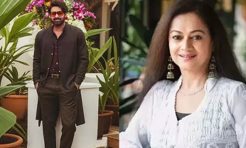 प्रभास पर ज़रीना वहाब: असली डार्लिंग.. मुझे प्रभास जैसा बेटा चाहिए प्रभास पर ज़रीना वहाब: असली डार्लिंग.. मुझे प्रभास जैसा बेटा चाहिए