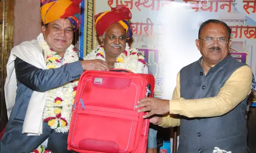 Jaipur: विधानसभा के दो अधिकारी सेवानिवृत्त— ऐसी छवि बनाएं कि लोग याद करते रहें -विधानसभा अध्यक्ष