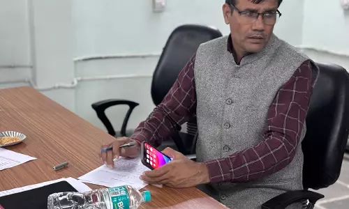 Churu: एसडीएम ने रात्रि चौपाल में सुनी श्योपुर के ग्रामीणों की समस्याएं Churu: एसडीएम ने रात्रि चौपाल में सुनी श्योपुर के ग्रामीणों की समस्याएं