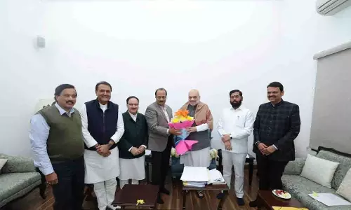 शिंदे-फड़णवीस-पवार ने केंद्रीय गृहमंत्री अमित शाह और जेपी नड्डा के साथ की बैठक