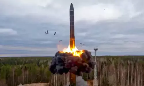 Putin ने कहा, सब कुछ धूल में बदल सकता है ओरेशनिक परमाणु हथियार