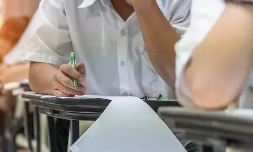 केरल में 827 अनाधिकृत स्कूल संचालित हो रहे, शिक्षा विभाग के निरीक्षण में खुलासा किया केरल में 827 अनाधिकृत स्कूल संचालित हो रहे, शिक्षा विभाग के निरीक्षण में खुलासा किया
