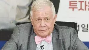 ट्रंप के टैरिफ से अमेरिका को फिर से महान बनने में मदद नहीं मिलेगी: Jim Rogers