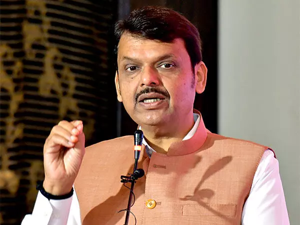 Devendra Fadnavis ने गोंदिया सड़क दुर्घटना में लोगों की मौत पर शोक व्यक्त किया