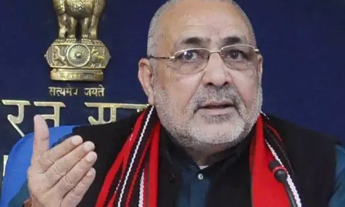 Giriraj Singh ने अजमेर शरीफ दरगाह विवाद पर प्रतिक्रिया दी