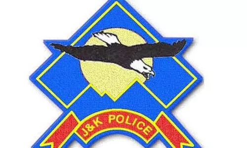 J&K: पुलिस ने 50 से अधिक स्थानों पर तलाशी ली