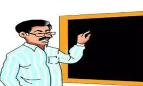 Indore: चयनित उम्मीदवारों का साक्षात्कार को लेकर इंतजार खत्म नहीं हो रहा Indore: चयनित उम्मीदवारों का साक्षात्कार को लेकर इंतजार खत्म नहीं हो रहा