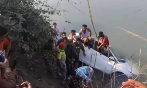 ASI की कार नहर में गिरने से बेटी की मौत