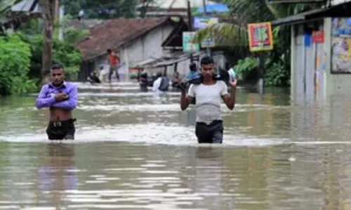 Sri Lanka में खराब मौसम से 400,000 से अधिक लोग प्रभावित
