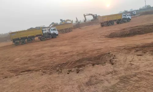 अभनपुर क्षेत्र से मुरूम उत्खनन से 5 वर्षों में 100 करोड़ की राजस्व क्षति का अनुमान