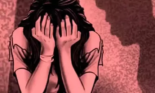 Assam : तिनसुकिया में 14 वर्षीय लड़की से कथित बलात्कार के आरोप Assam : तिनसुकिया में 14 वर्षीय लड़की से कथित बलात्कार के आरोप