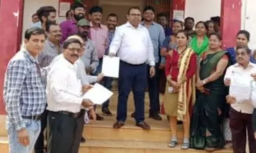 नामांतरण, बंटवारा और सीमांकन कार्यों में पारदर्शिता की कमी से आम जनता परेशान नामांतरण, बंटवारा और सीमांकन कार्यों में पारदर्शिता की कमी से आम जनता परेशान