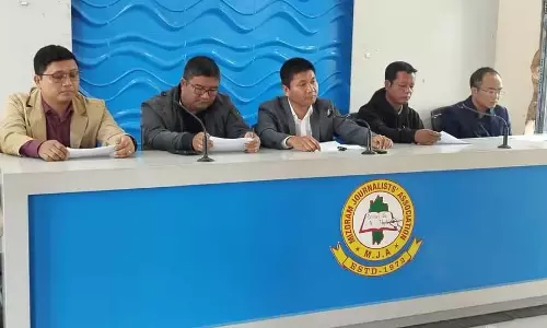 मिजो नेशनल फ्रंट ने Manipur के सीएम के इस्तीफे की मांग की मिजो नेशनल फ्रंट ने Manipur के सीएम के इस्तीफे की मांग की