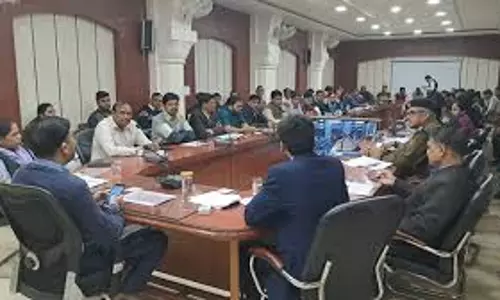Bikaner: संपर्क पोर्टल पर दर्ज प्रकरणों की समीक्षा बैठक आयोजित Bikaner: संपर्क पोर्टल पर दर्ज प्रकरणों की समीक्षा बैठक आयोजित