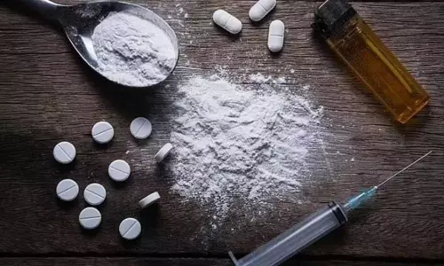 Punjab: 20 ग्राम हेरोइन के साथ महिला गिरफ्तार Punjab: 20 ग्राम हेरोइन के साथ महिला गिरफ्तार