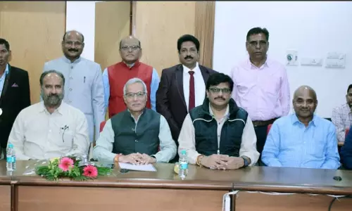 पॉवर ट्रांसमिशन कंपनी से 5 कर्मचारियों की भावभीनी विदाई पॉवर ट्रांसमिशन कंपनी से 5 कर्मचारियों की भावभीनी विदाई