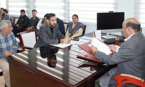 Jammu: उपमुख्यमंत्री ने मुख्य निर्वाचन अधिकारी के कार्यालयों का औचक निरीक्षण किया Jammu: उपमुख्यमंत्री ने मुख्य निर्वाचन अधिकारी के कार्यालयों का औचक निरीक्षण किया