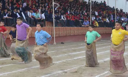 KVM के छात्रों ने मनाया शानदार प्रदर्शन