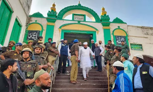 Sambhal Mosque dispute: शुक्रवार की नमाज शांतिपूर्ण तरीके से संपन्न हुई