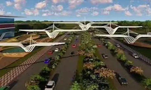 Telangana सरकार ने फार्मा परियोजनाओं पर पुनर्विचार किया, कपड़ा उद्योग को प्राथमिकता दी
