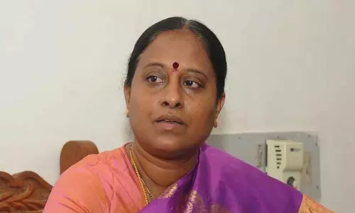 Students death: कोंडा सुरेखा ने कहा- बीआरएस को एक करोड़ रुपये का करना चाहिए भुगतान Students death: कोंडा सुरेखा ने कहा- बीआरएस को एक करोड़ रुपये का करना चाहिए भुगतान