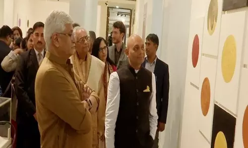 केंद्रीय मंत्री गजेंद्र सिंह शेखावत ने अभय के की पेंटिंग प्रदर्शनी Shunyata का उद्घाटन किया