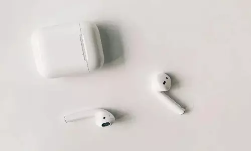 फ्लिपकार्ट सेल में Apple AirPods 2 7,500 से कम में बिके फ्लिपकार्ट सेल में Apple AirPods 2 7,500 से कम में बिके