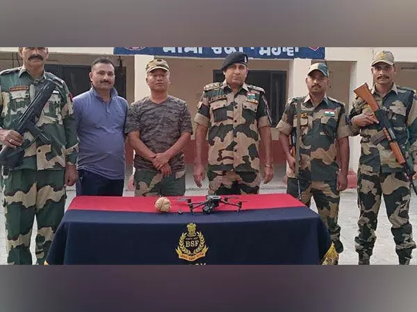 BSF ने पंजाब सीमा पर दो ड्रोन और 1.132 किलोग्राम हेरोइन बरामद की