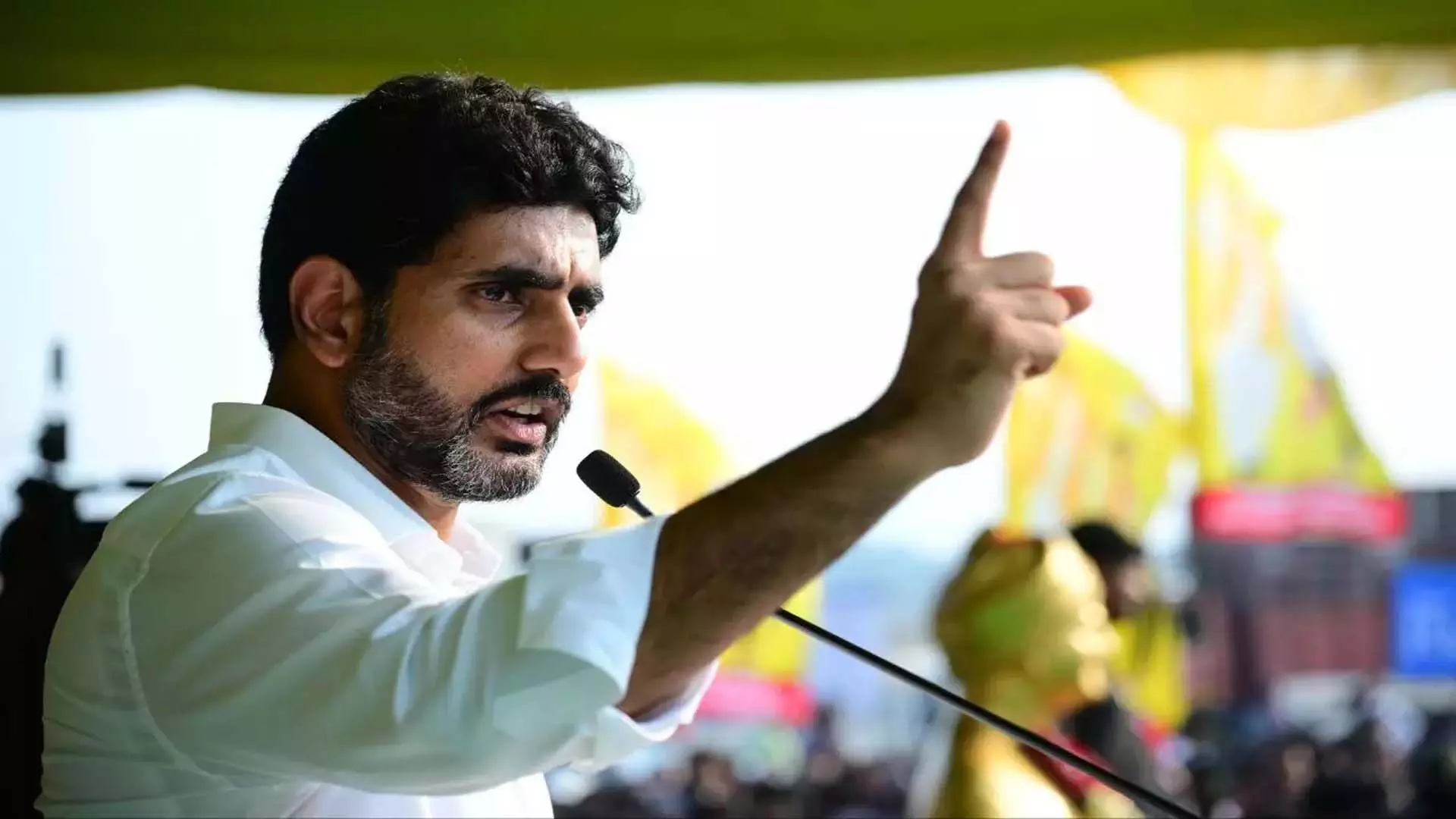 Lokesh ने सभी को 7 दिसंबर को होने वाले अभिभावक-शिक्षक मेगा मीट में आमंत्रित किया