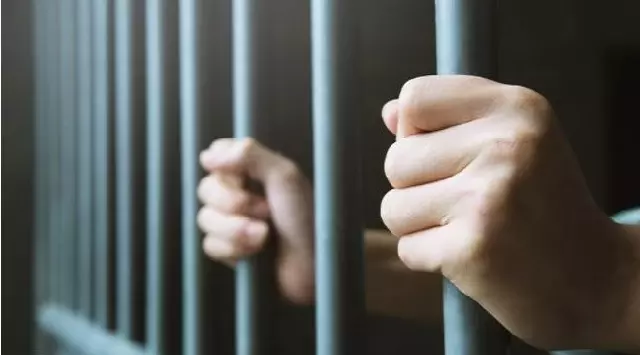 Sundargarh में दिव्यांग नाबालिग लड़की से बलात्कार करने वाले को 20 साल सश्रम कारावास Sundargarh में दिव्यांग नाबालिग लड़की से बलात्कार करने वाले को 20 साल सश्रम कारावास