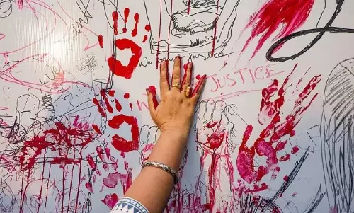 UP की नर्स ने सामूहिक बलात्कार का आरोप लगाया