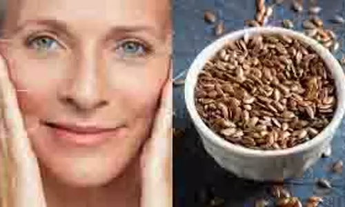 Skin Care:  शहद और अलसी से बना एंटी-एजिंग फेस पैक