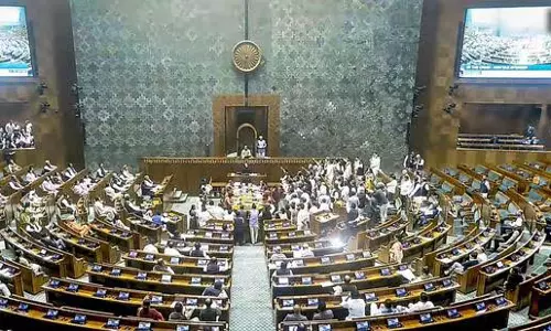 Parliament: में जारी गतिरोध के कारण कोई विधायी कार्य नहीं हो सका Parliament: में जारी गतिरोध के कारण कोई विधायी कार्य नहीं हो सका