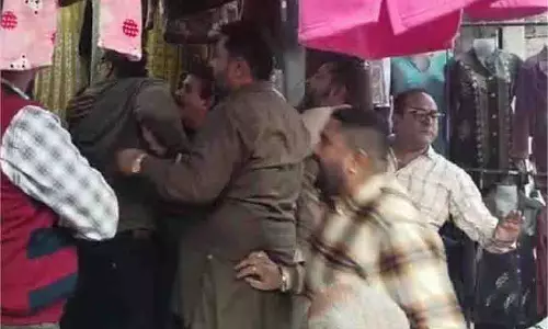 Jalandhar:  हादसे के बाद बाजार में माहौल गर्म
