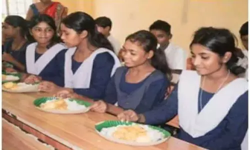 Punjab: खाना पकाने की लागत में संशोधन को लेकर राज्य सरकार केंद्र से नाराज Punjab: खाना पकाने की लागत में संशोधन को लेकर राज्य सरकार केंद्र से नाराज