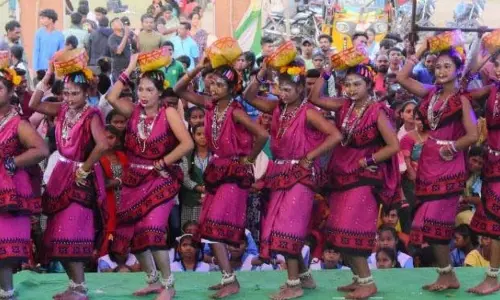 Odisha के कोरापुट में आदिवासी उत्सव ‘परब’ का आयोजन किया गया