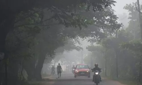 बंगाल की खाड़ी में गहरा दबाव बनने से ओडिशा में हल्की बारिश, बादल छाए रहेंगे बंगाल की खाड़ी में गहरा दबाव बनने से ओडिशा में हल्की बारिश, बादल छाए रहेंगे
