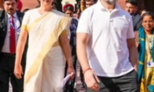 सांसद प्रियंका गांधी वाड्रा का वायनाड दौरा, उपचुनाव में जीत के बाद पहली बार करेंगी सभा को संबोधित