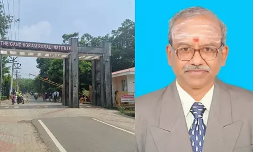 जातिगत कट्टरता..मुसीबत में प्रोफेसर: अब यौन शिकायत अलग.. मैदान में कूदी DMK जातिगत कट्टरता..मुसीबत में प्रोफेसर: अब यौन शिकायत अलग.. मैदान में कूदी DMK